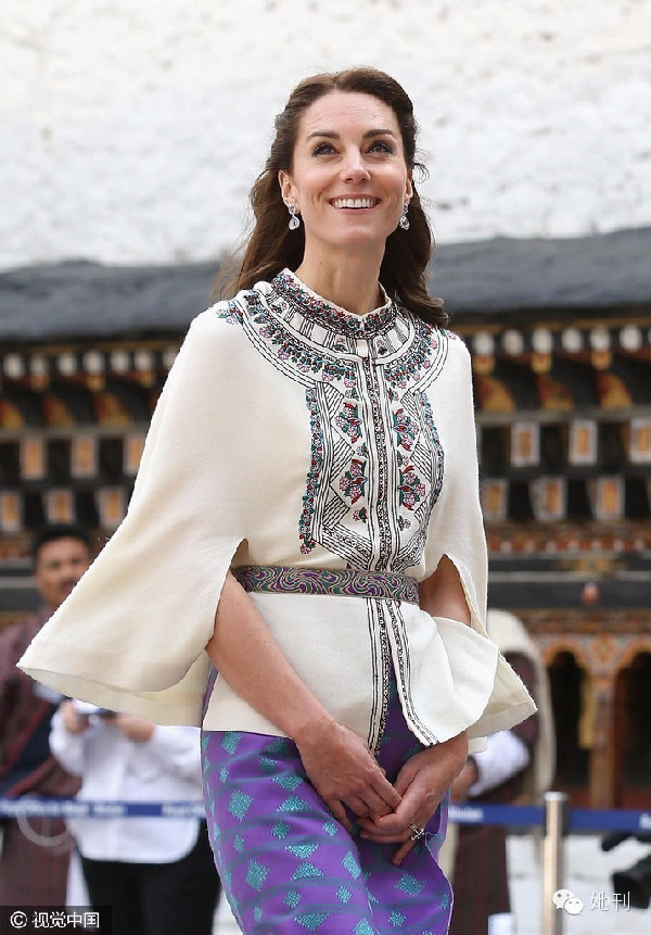 她貴比英女王，卻穿幾百塊的衣服美翻東南亞！