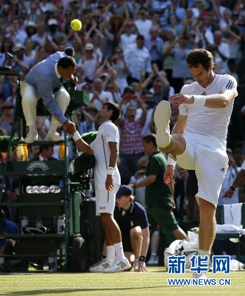 穆雷橫掃小德首奪溫網 結束英國77年等待